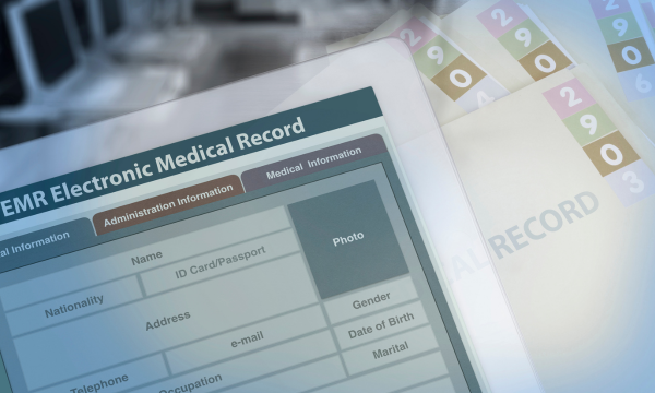 Electronic Medical Records (EMR) as Key Features for Healthcare Apps 